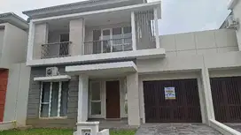 Dijual rumah di Cluster Giri,Survana Sutera