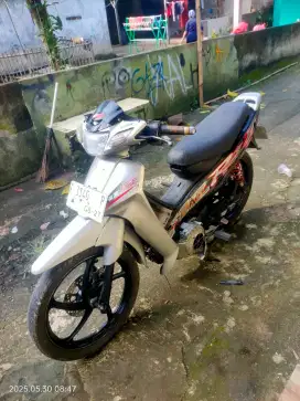 Yamaha F1ZR FIZR 2002 pajak hidup panjang