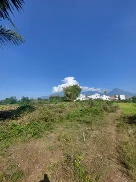 Dijual Tanah Area Pemukiman Padat, cocok untuk Hunian