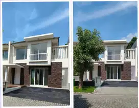 Rumah di daerah elit Royal Regency cluster hardwood Surabaya