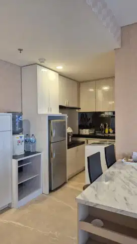 sewa termurah bagus apartemen landmark residence 2 BR furnished