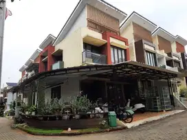 dijual rumah via lelang perumahan cascadia residence kota depok