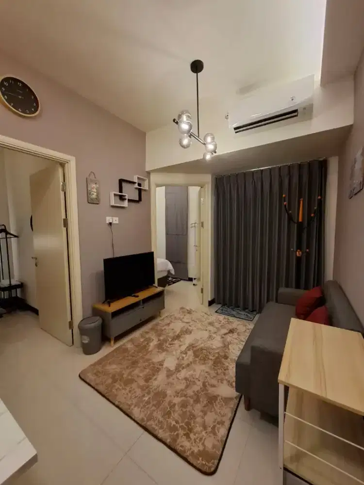 Sewa apartemen 2 bedroom diatas pakuwon city mall