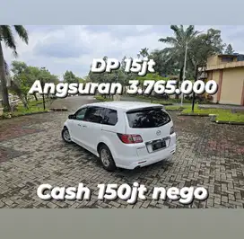 Mazda 8 2012 ISTIMEWA