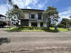 Dijual Rumah Hoel 2 Living Room 5 menit ke AEON di The Icon BSD