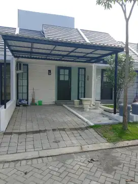 Disewakan rumah CDB