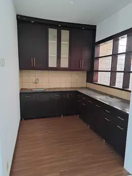 Rumah 3 kamar tidur kota baru parahyangan tatar banyak sumba