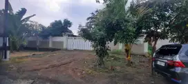 RUMAH MADIUN KOTA HALAMAN LUAS 500 METER RS DARMAYU MADIUN