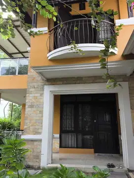 Rumah di Wangsakerta Kota Baru Parahyangan, Strategis 2 Lantai