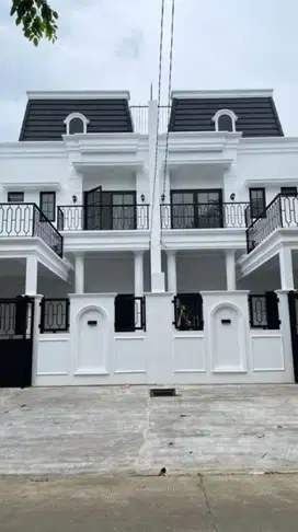 Rumah mewah dalam komplek siap huni