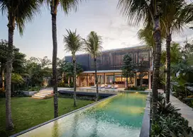 Majestic 6-Bedroom Villa in Pererenan