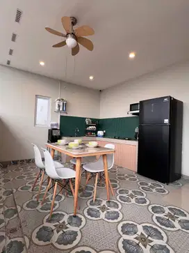 RUMAH KOST 4 LANTAI 33 KAMAR FURNISH DEKAT TANGCITY MALL TANGERANG