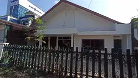Rumah Kantor Sewa Utara Stasiun Tugu