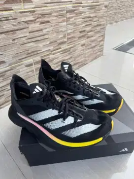 Sepatu Running Adidas Adizero Adios Pro 3