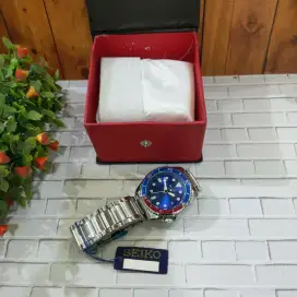 Jam tangan seiko autometik