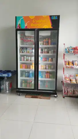 Jual kulkas showcase 800L merek RSA