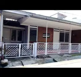Rumah strategis sejuk dan asri di pusat kota bogor