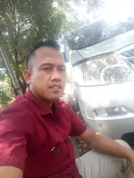 Mencari pekerjaan supir pribadi dan kantor