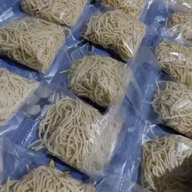 Jasa Membuat Mie Basah Kuat Tidak Lengket Sudah di Bungkus 90 Gram