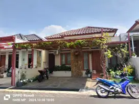 Rumah  minimalis modern di Cigadung hills