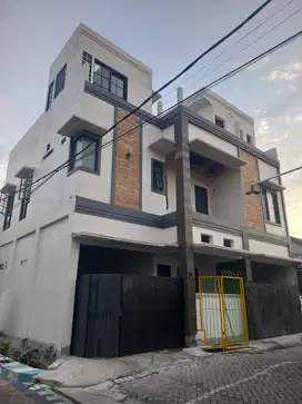 Rumah 3 Lantai Murah, Bangunan Baru
