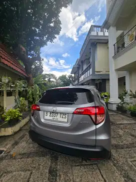 HONDA HRV 2018 - TRANSMISI AT. Bisa Nego