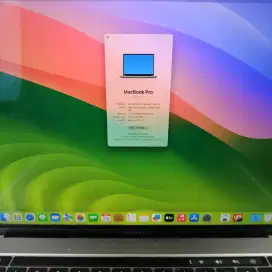 Macbook Pro 2019 layar 16 Inch Ram 32 Ssd 1 tb Core I9 full set