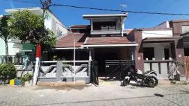 Disewakan rumah 5KT dekat ITS Widya Kartika dan Unair kampus C