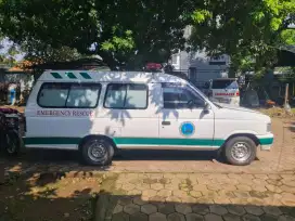 isuzu panther 2007 ambulan
