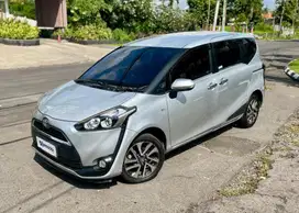 TOYOTA SIENTA 1.5 V BENSIN MANUAL 2017