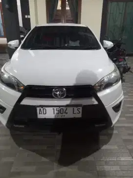 YARIS Type E dressup TRD tahun 2015