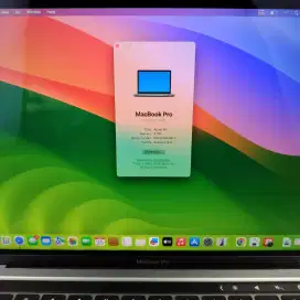 Macbook Pro M1 Ram 8 Ssd 512 layar 13 inch lengkap full set Space Grey