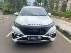 Rush GR Sport AT 2022 Putih