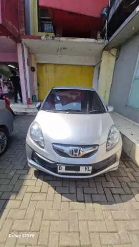 Honda Brio Satya Type S Warna Silver Tahun 2014 - SANGAT TERAWAT