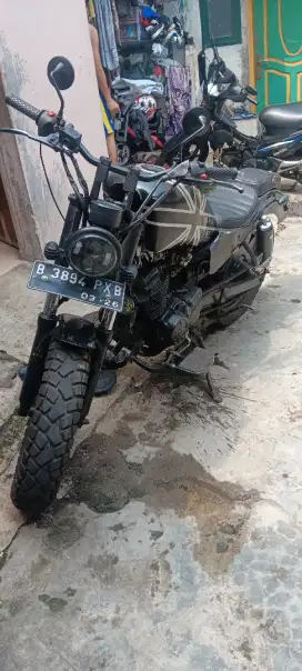 Bobber yamaha byson