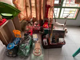 Mainan mobil duduk anak2 umur 4-8 tahun