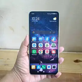 Redmi Note 14 5G Ram 8 GB/ 256 GB Batangan