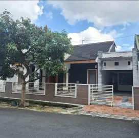 Rumah Kontrakan Disewakan Dalam Perumahan Jambusari
