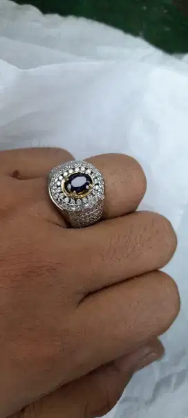 Cincin & batu mulia