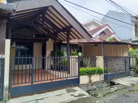 Dijual rumah sektor 5 Bintaro dekat STAN Bintaro