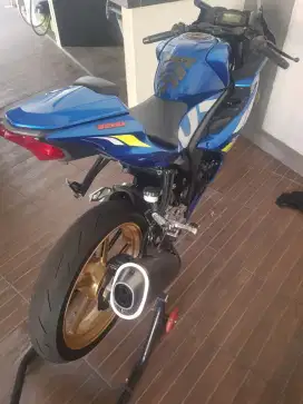 Suzuki gsx full ori