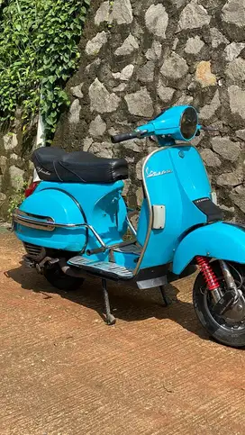 Vespa classic 2 tak excel look npx