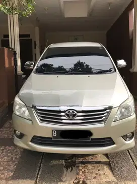 Toyota Kijang Innova 2013 Bensin