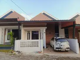 Rumah Dalam Komplek Cluster Sukabumi