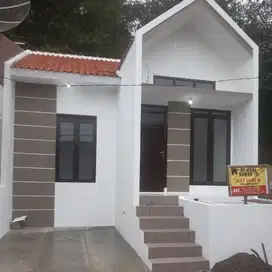 RUMAH SIAP HUNI 12 MENIT DARI JL RAYA CILEUNYI