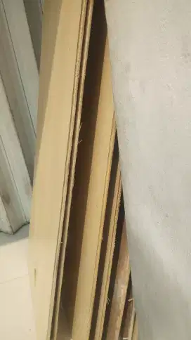 Triplek tebal  masih bagus