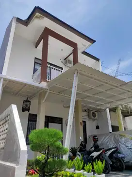 Rumah 2 Lantai 3 Kamar Tidur 2 Kamar Mandi Minimalis Legalitas SHM !