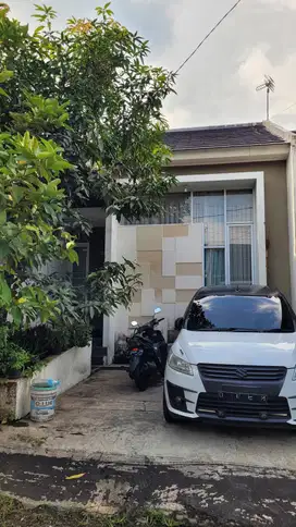 Over Kredit rumah syp Arcamanik Kota Bandung 10mnt ke Kampus Widyatama