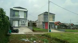 Dekat Stasiun & Mall! Rumah 2 Lantai di Bogor -Cilebut