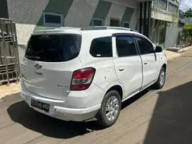 Chevrolet Spin 2015 Bensin